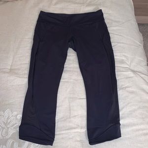 Lululemon Navy Cropped Leggings